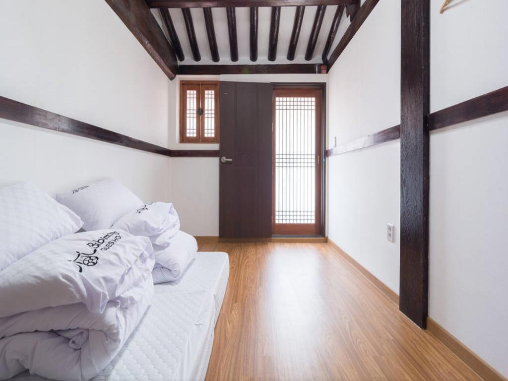 Bibimbap Hanok Guesthouse Insadong Seúl Habitación foto